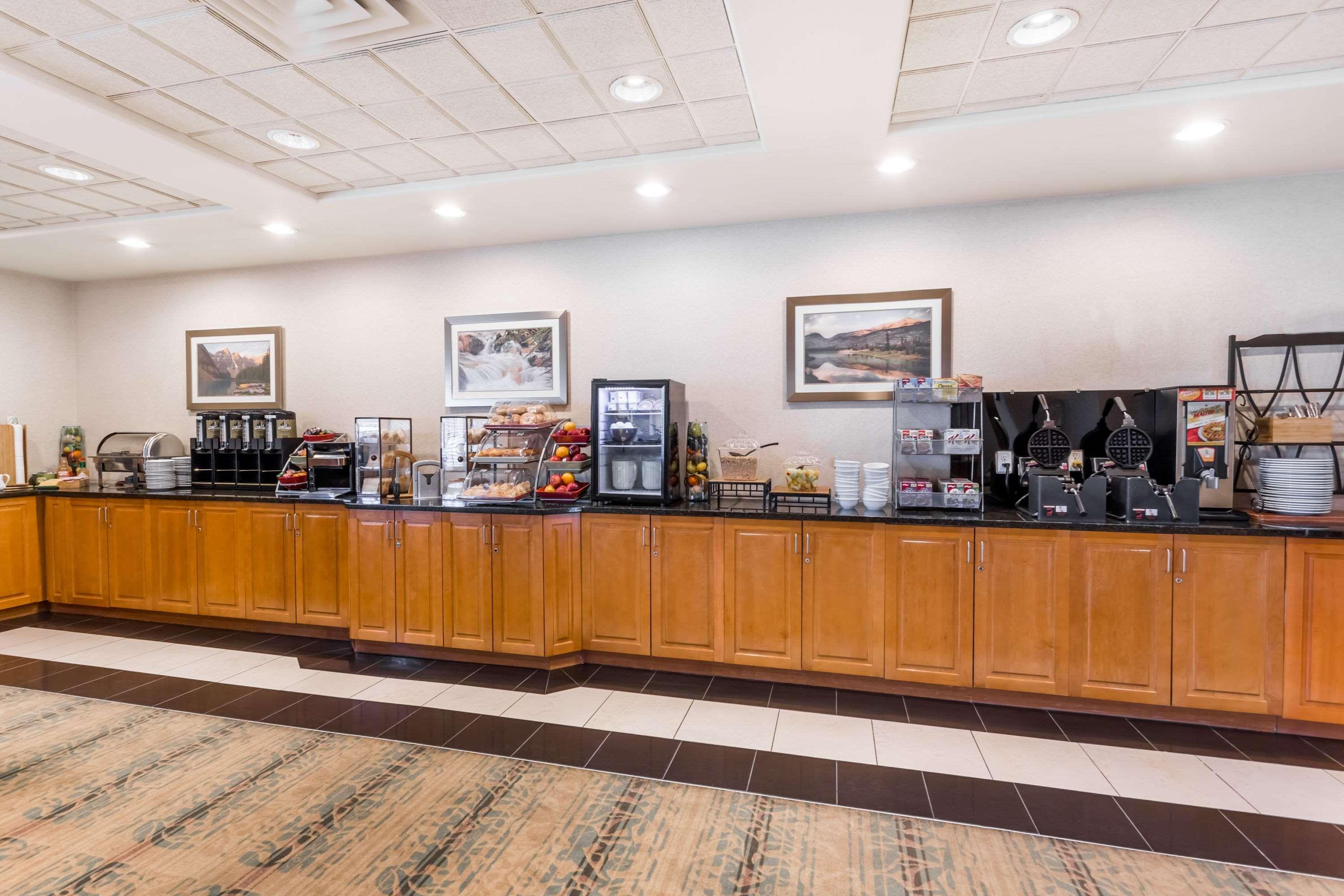 Wingate By Wyndham Calgary South Ξενοδοχείο Εξωτερικό φωτογραφία