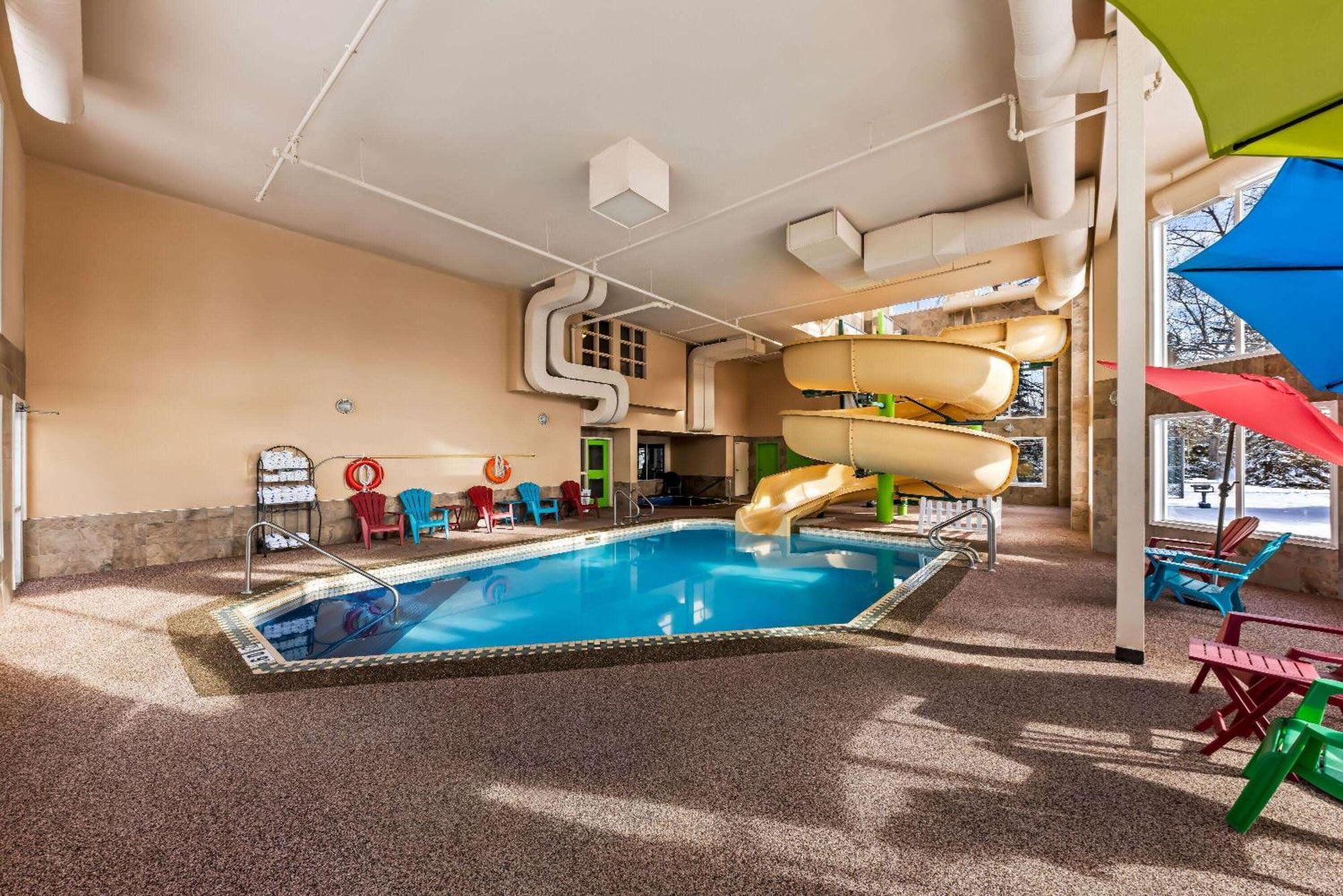Wingate By Wyndham Calgary South Ξενοδοχείο Εξωτερικό φωτογραφία