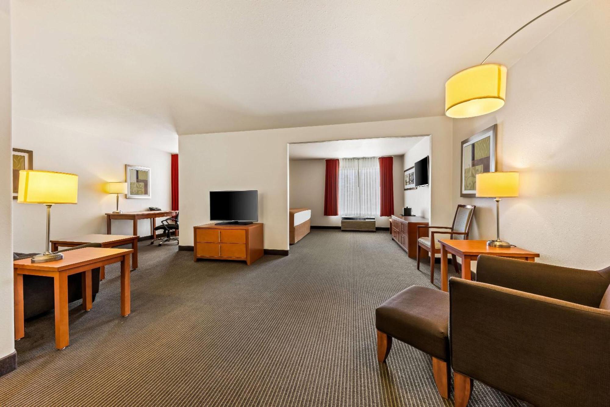 Wingate By Wyndham Calgary South Ξενοδοχείο Εξωτερικό φωτογραφία
