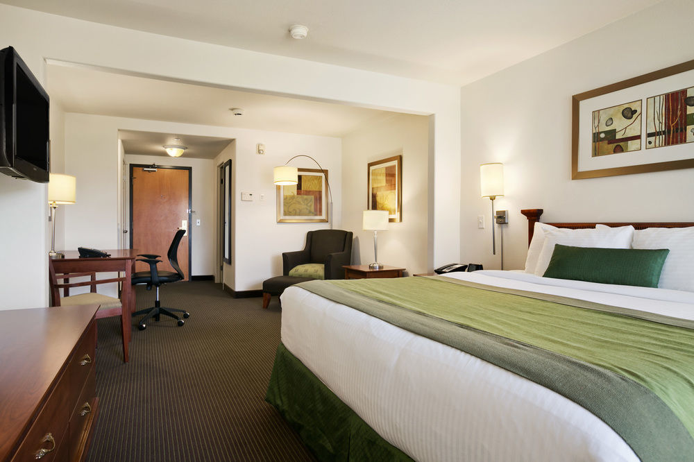 Wingate By Wyndham Calgary South Ξενοδοχείο Εξωτερικό φωτογραφία